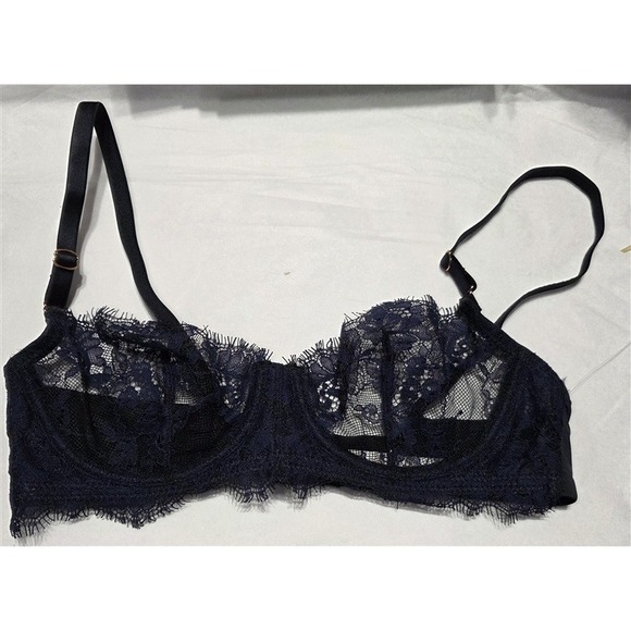 Skarlett Blue Other - NWOT Skarlett Blue 32A Eyelash Lace Underwire Navy T-Shirt Bra 129979